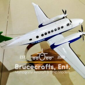 Model of Beechcraft King air 350i Unilab (RP-C8658) with detailed craftsmanship.